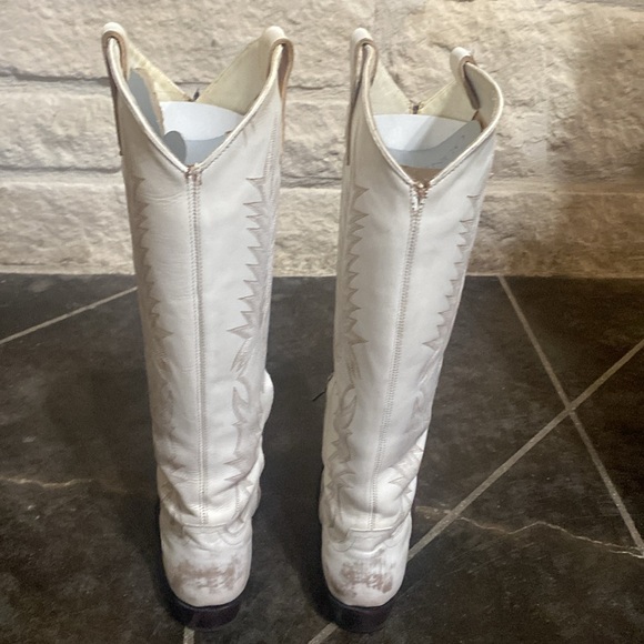 Old Gringo White Heeled Boots - Picture 5 of 16